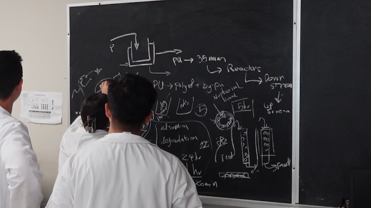 ENG spotlight photo working on a lab